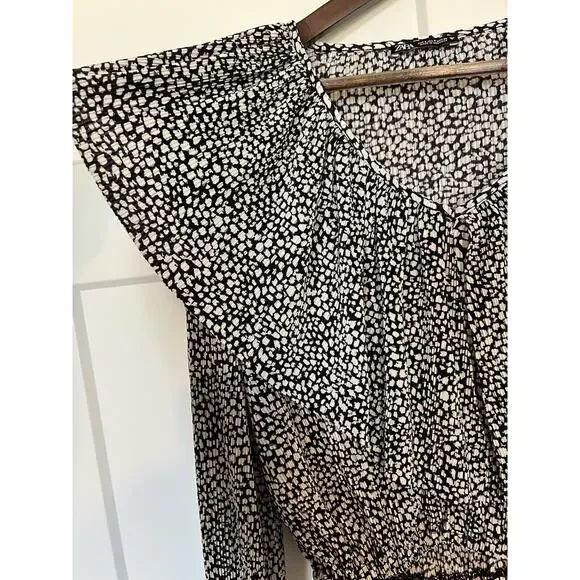 Zara Blouse Women's Size Small Ruffle Neck Crop Long Sleeve Boho Black & White - Picture 3 of 9
